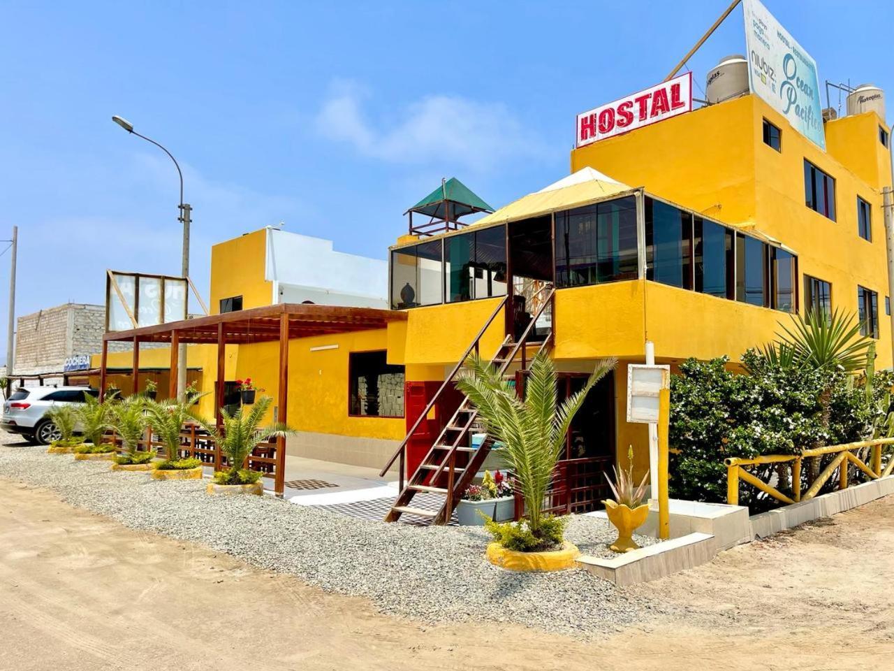 Hostal Ocean Pacifico Punta Negra Exterior photo