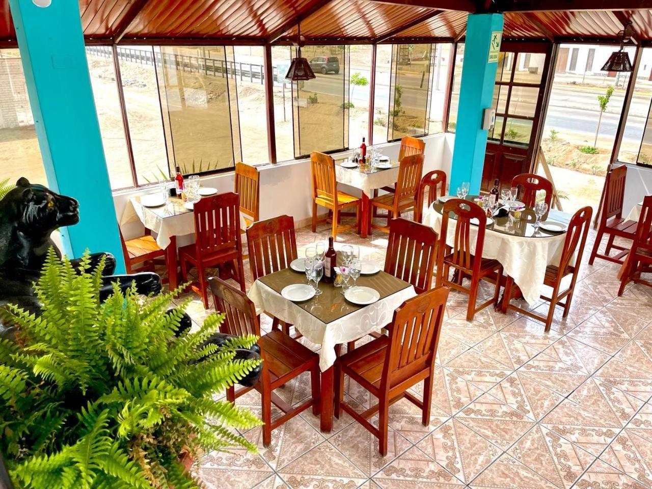 Hostal Ocean Pacifico Punta Negra Exterior photo